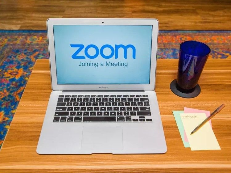 Tips Menggunakan Zoom: Bikin Pengalaman Meeting Online Jadi Aman dan Lebih Maksimal