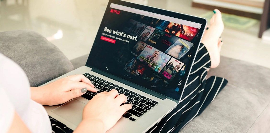 6 Cara Nonton Netflix Bersamaan dari Perangkat Terpisah, Beda Tempat