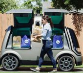 Mobil Nuro, Robot Pengirim Barang dan Makanan ini Bakal Mulai Beroperasi di California pada 2021
