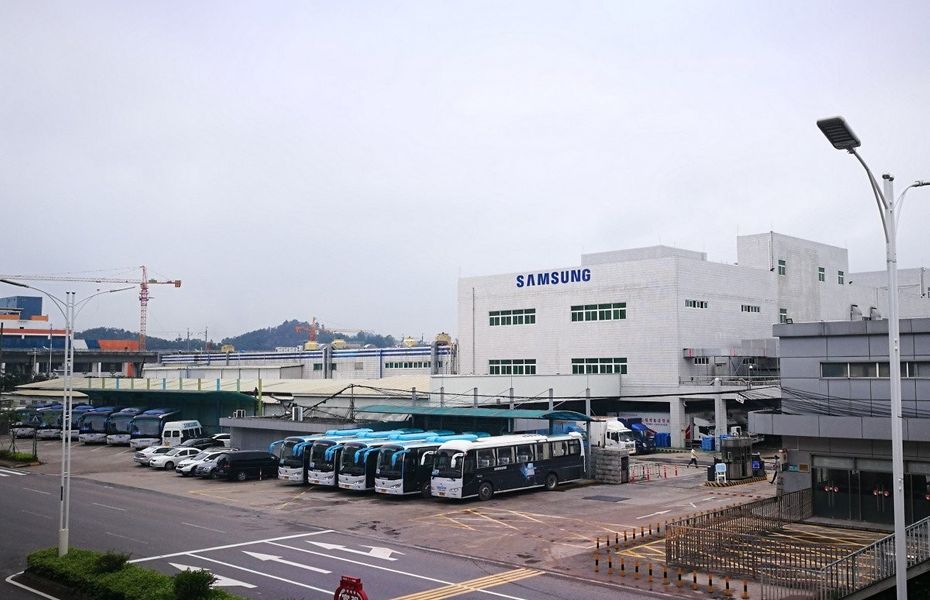 Incar pasar Huawei dan Xiaomi, Samsung alihkan produksinya ke Tiongkok