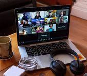 Panduan Lengkap Cara Aman Menggunakan Zoom Meeting di HP dan Laptop